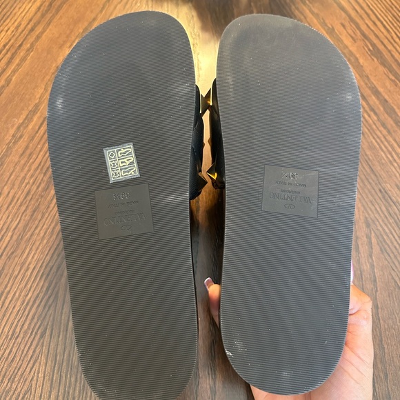 Authentic Valentino rock stud platform sandal - Picture 4 of 7